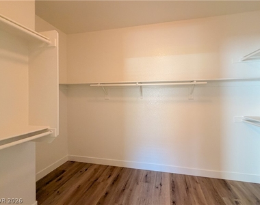 9580 W Reno Avenue - Photo Thumbnail 22
