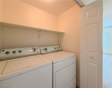 9580 W Reno Avenue - Photo Thumbnail 23