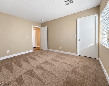 4648 Mountain Tree Street - Photo Thumbnail 11