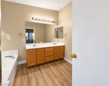 4648 Mountain Tree Street - Photo Thumbnail 16