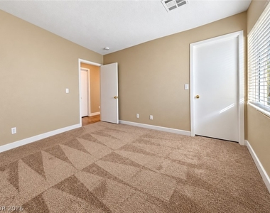 4648 Mountain Tree Street - Photo Thumbnail 6