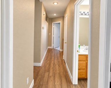 4648 Mountain Tree Street - Photo Thumbnail 5