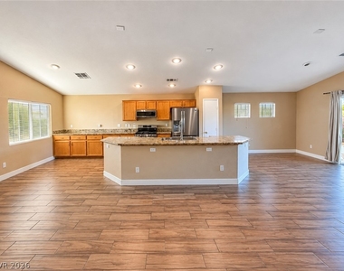 4648 Mountain Tree Street - Photo Thumbnail 1