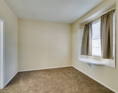 2325 Ramsgate Drive - Photo Thumbnail 32