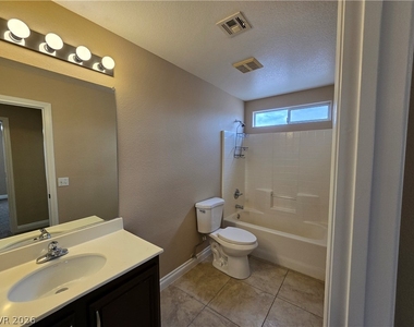 245 Country Greens Avenue - Photo Thumbnail 23