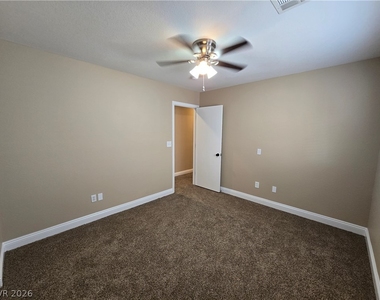 245 Country Greens Avenue - Photo Thumbnail 22