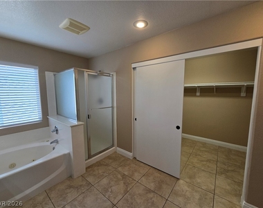 245 Country Greens Avenue - Photo Thumbnail 17
