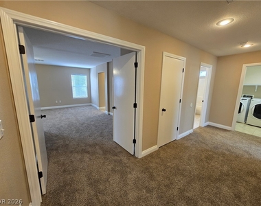 245 Country Greens Avenue - Photo Thumbnail 12