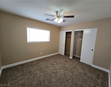 245 Country Greens Avenue - Photo Thumbnail 21