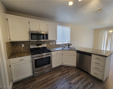 8218 Tone Street - Photo Thumbnail 2