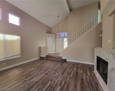 8218 Tone Street - Photo Thumbnail 11
