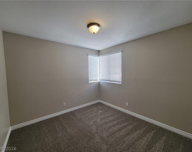 8218 Tone Street - Photo Thumbnail 20