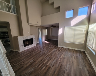 8218 Tone Street - Photo Thumbnail 13