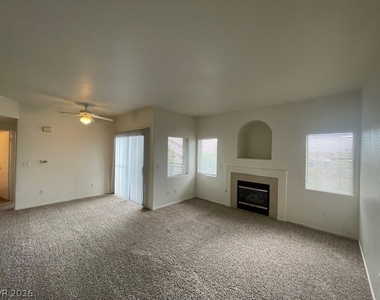8250 N Grand Canyon Drive - Photo Thumbnail 3