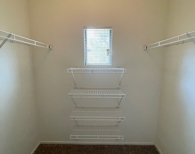 8250 N Grand Canyon Drive - Photo Thumbnail 15