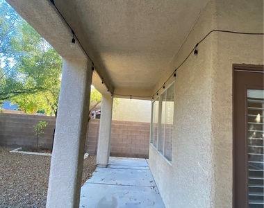 8683 Blakely Court - Photo Thumbnail 33