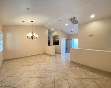 8683 Blakely Court - Photo Thumbnail 4