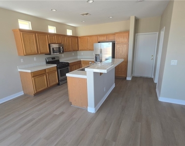 6940 Caspian Tern Street - Photo Thumbnail 4