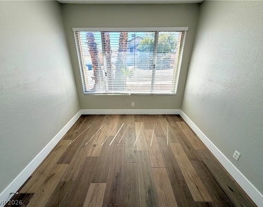 6950 Wedgewood Way - Photo Thumbnail 25