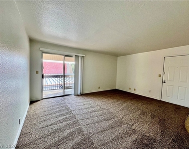 5041 River Glen Drive - Photo Thumbnail 4