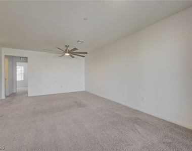 6819 Dark Gunmetal Court - Photo Thumbnail 20