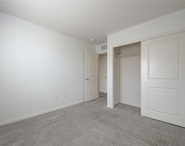 6819 Dark Gunmetal Court - Photo Thumbnail 30
