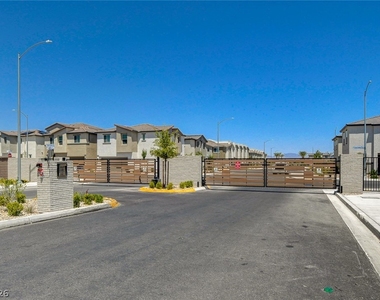 6819 Dark Gunmetal Court - Photo Thumbnail 63