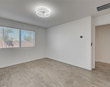 6819 Dark Gunmetal Court - Photo Thumbnail 8