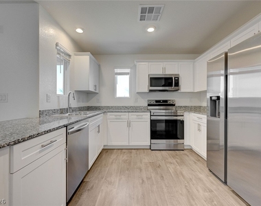 6819 Dark Gunmetal Court - Photo Thumbnail 23