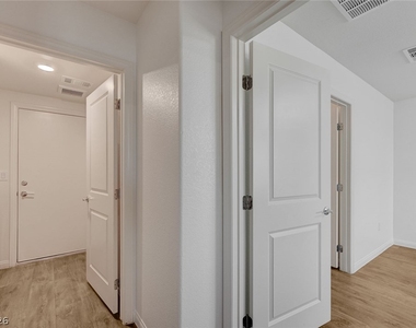 6819 Dark Gunmetal Court - Photo Thumbnail 4