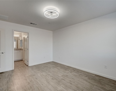6819 Dark Gunmetal Court - Photo Thumbnail 9