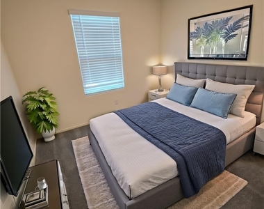 6037 Amaryllis Falls Street - Photo Thumbnail 9