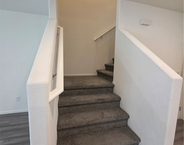 6037 Amaryllis Falls Street - Photo Thumbnail 11