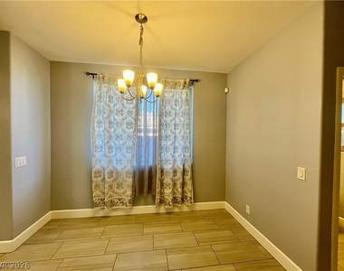 8971 Whitten Park Avenue - Photo Thumbnail 9