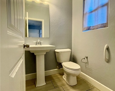 8971 Whitten Park Avenue - Photo Thumbnail 6