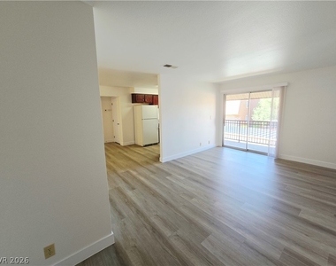 5020 Indian River Drive - Photo Thumbnail 3