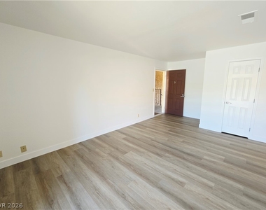 5020 Indian River Drive - Photo Thumbnail 6