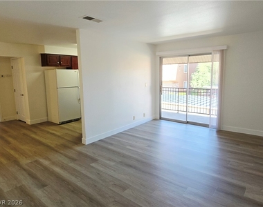 5020 Indian River Drive - Photo Thumbnail 4
