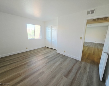 5020 Indian River Drive - Photo Thumbnail 19