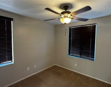 10923 Scotch Rose Street - Photo Thumbnail 10