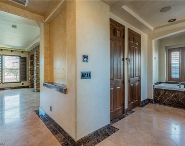 1423 Foothills Village Drive - Photo Thumbnail 29