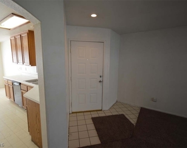 1420 Jamielinn Lane - Photo Thumbnail 9