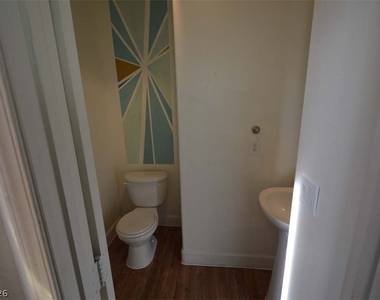 6670 Tulip Falls Drive - Photo Thumbnail 9