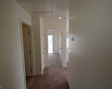 6670 Tulip Falls Drive - Photo Thumbnail 24