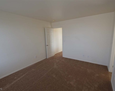 6670 Tulip Falls Drive - Photo Thumbnail 32