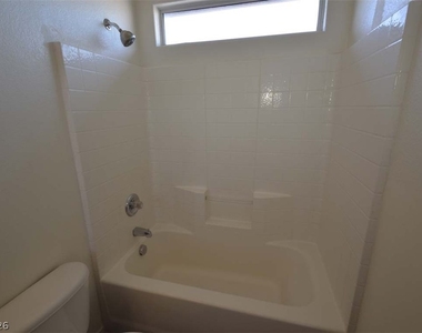 6670 Tulip Falls Drive - Photo Thumbnail 34