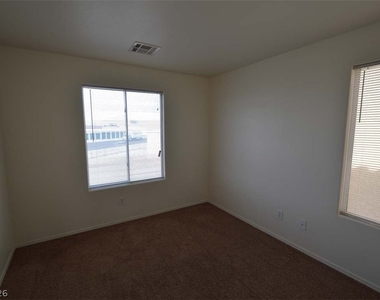 6670 Tulip Falls Drive - Photo Thumbnail 20