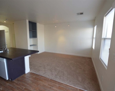 6670 Tulip Falls Drive - Photo Thumbnail 5