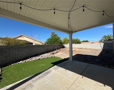 3031 Beaufort Court - Photo Thumbnail 16