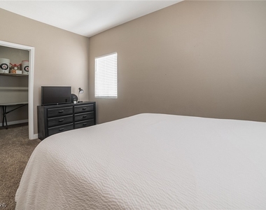 3031 Beaufort Court - Photo Thumbnail 7